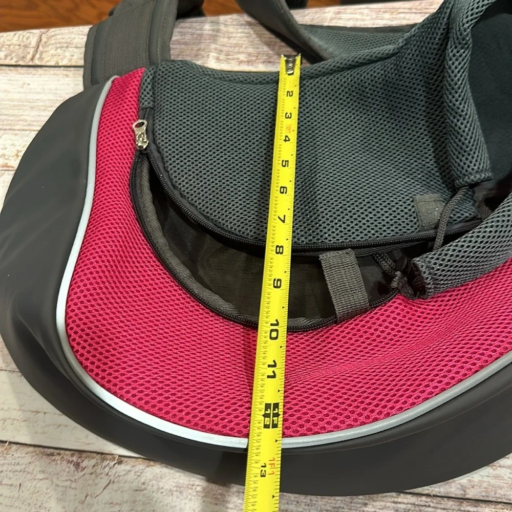 Yudodo Comfy Paws Pet Sling Carrier - Black and Pink